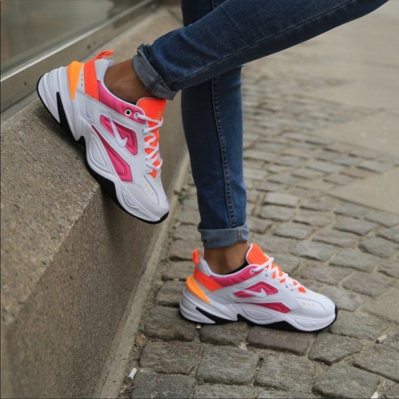 nike tekno neon